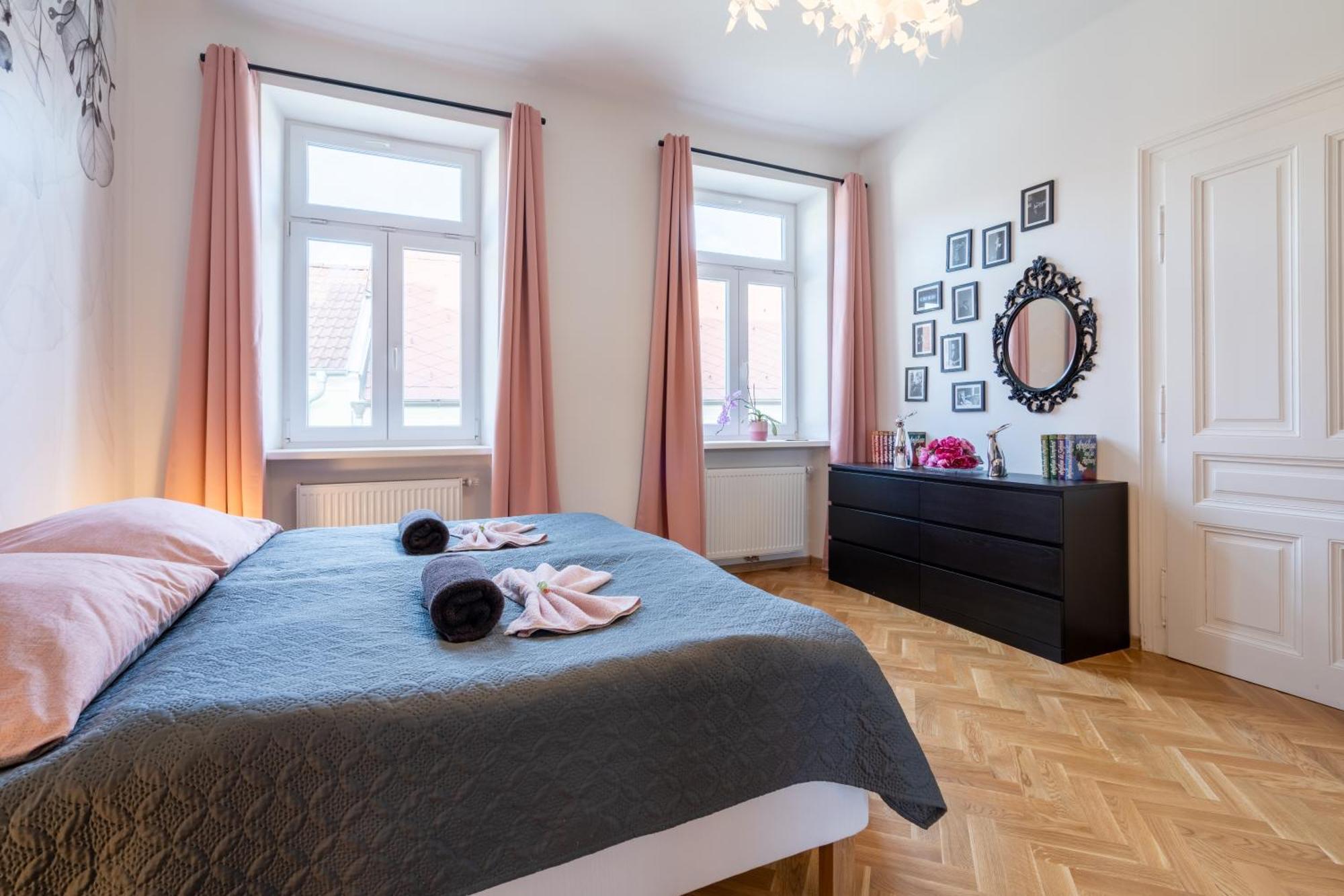 Revliving Apartments Eggenburg Екстериор снимка