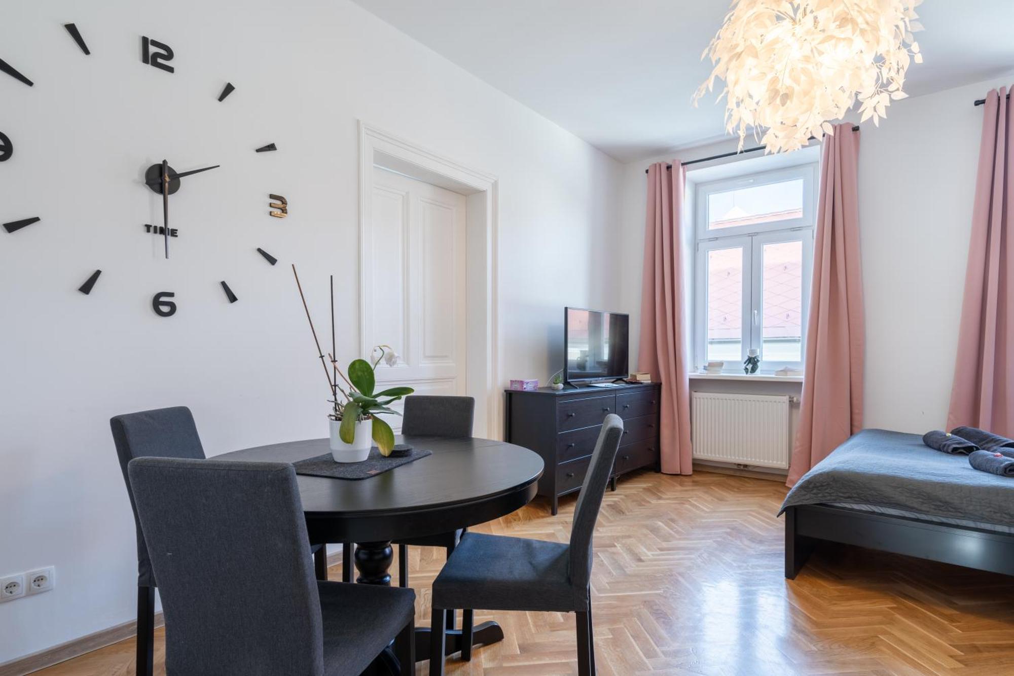 Revliving Apartments Eggenburg Екстериор снимка