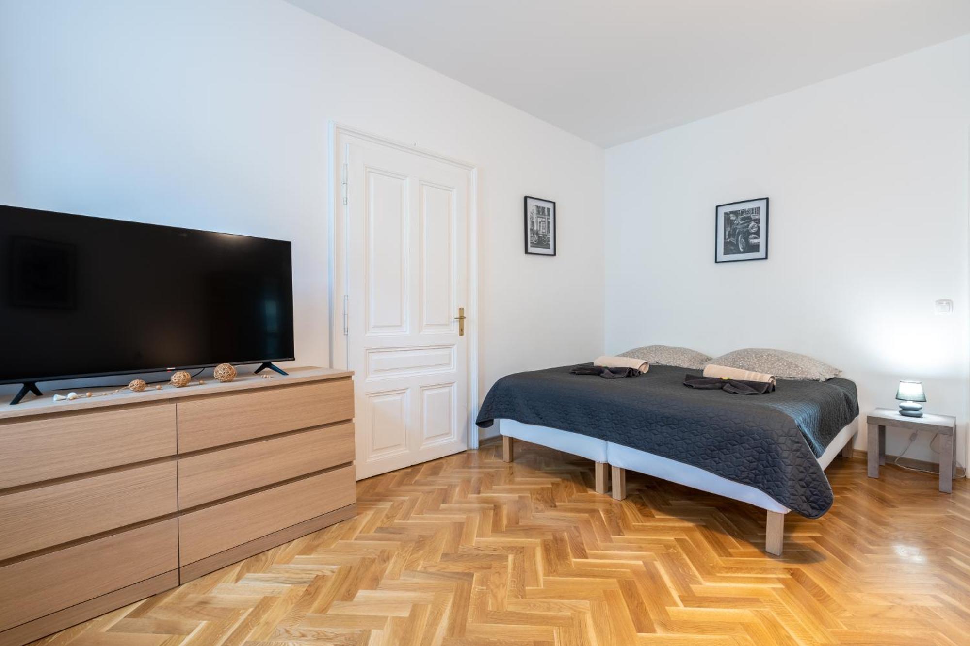 Revliving Apartments Eggenburg Екстериор снимка